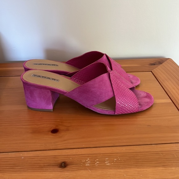 TAHARI women’s 8.5 pink leather and suede wedges. - Picture 3 of 4
